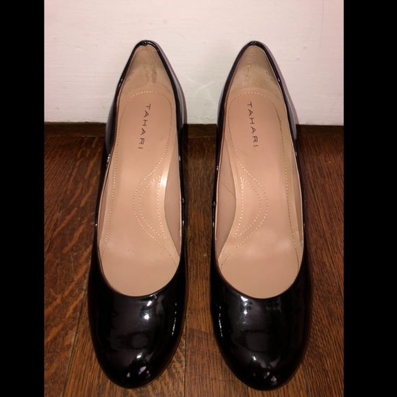 Tahari Black Patent Leather Heels 3.5" - Picture 1 of 5